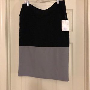 LuLaRoe XL Cassie Black and Gray NWT